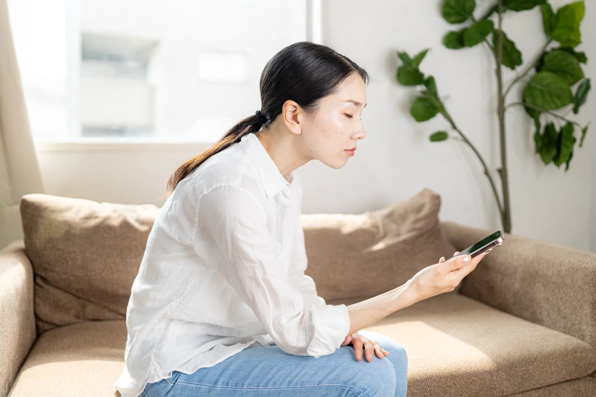 スマホ首が招く首こり東京都台東区入谷で話題の根本対策と改善のヒント